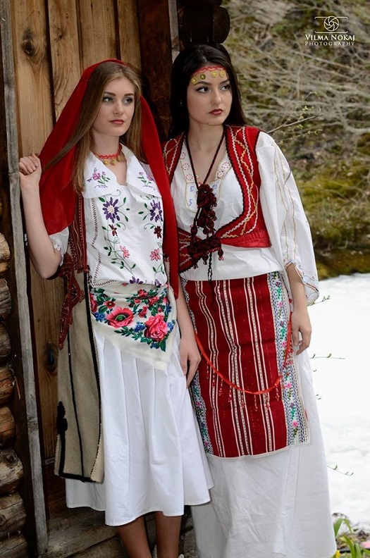 20200516 dress pr0n albania.jpg